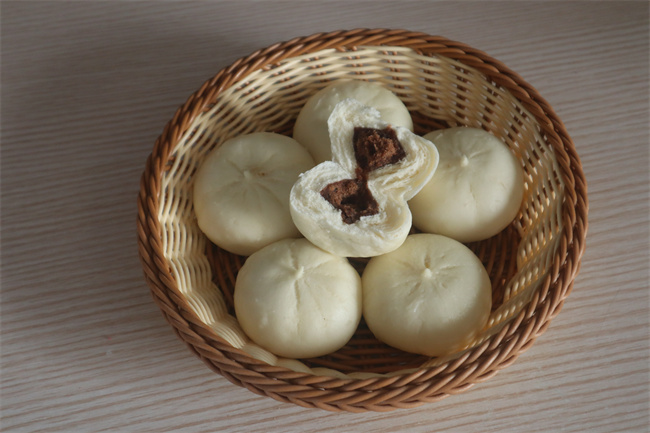 白面圓豆沙包